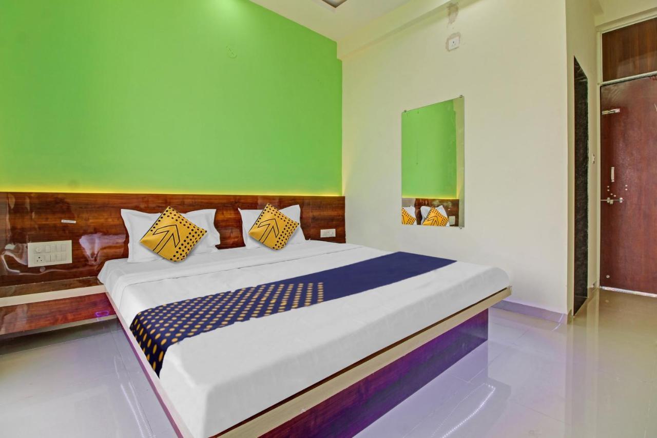 Oyo Hotel Hidden Palace Pune Esterno foto