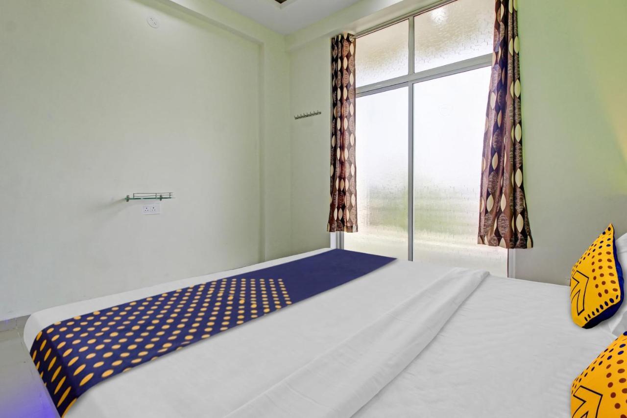 Oyo Hotel Hidden Palace Pune Esterno foto
